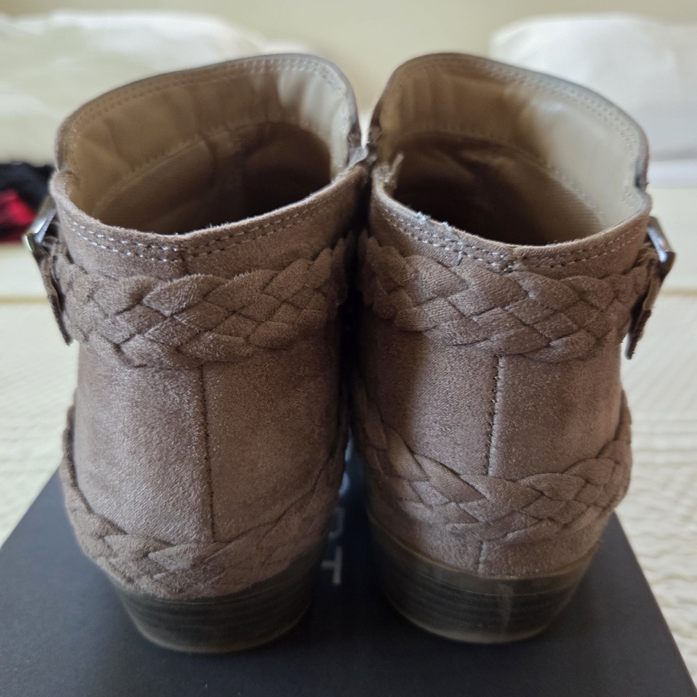 Women's Braided Ankle Boots - Brown - Picture 3 of 7